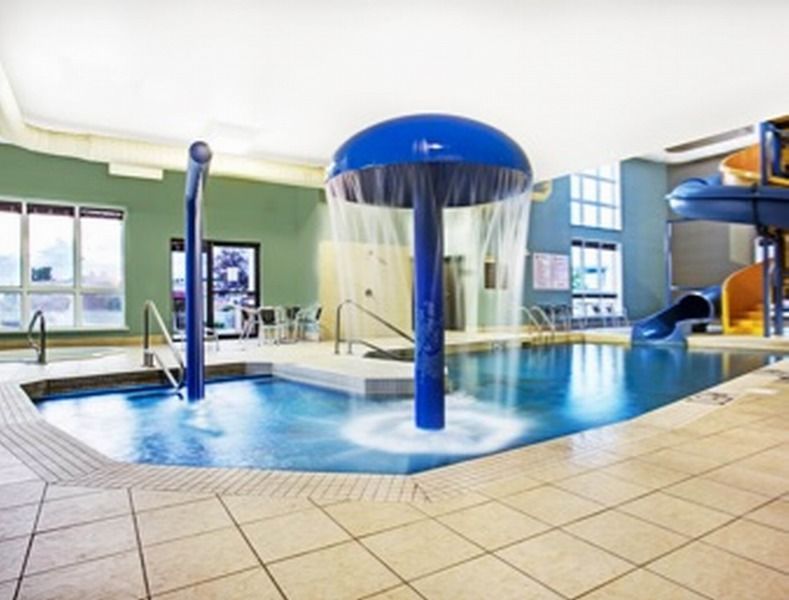 ซูเปอร์ 8 บาย วินด์แฮม ลาชแน/แตร์บอน Hotel แตร์บอนน์ ภายนอก รูปภาพ