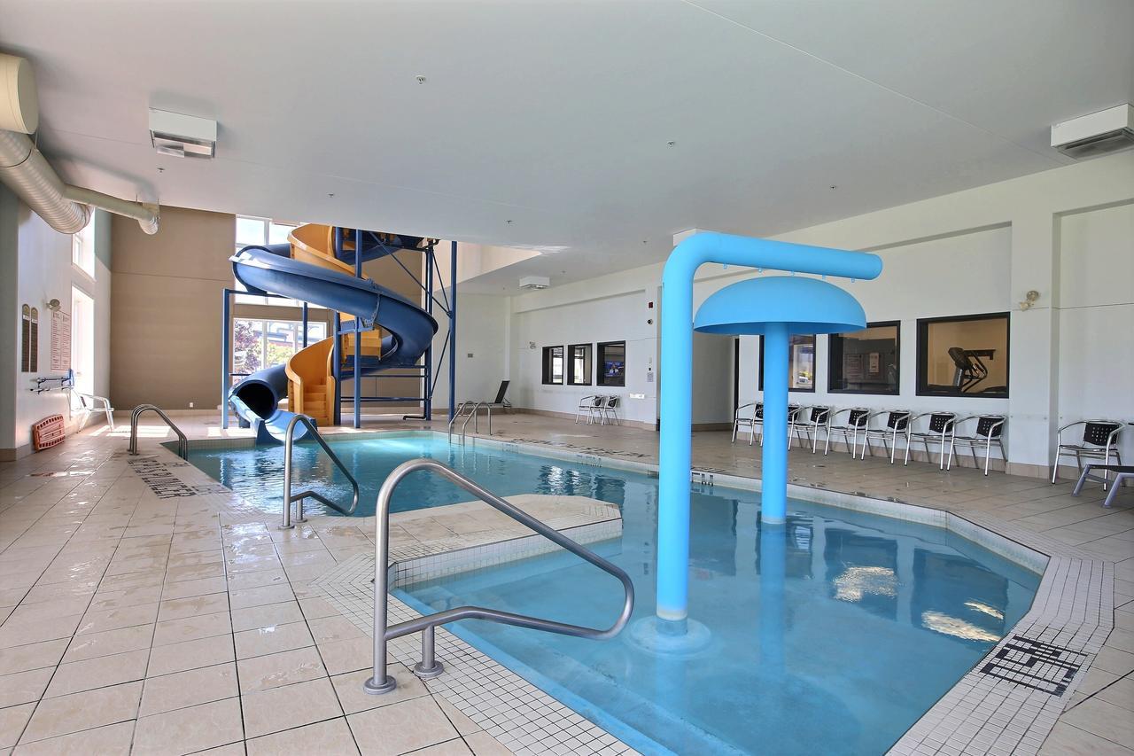 ซูเปอร์ 8 บาย วินด์แฮม ลาชแน/แตร์บอน Hotel แตร์บอนน์ ภายนอก รูปภาพ
