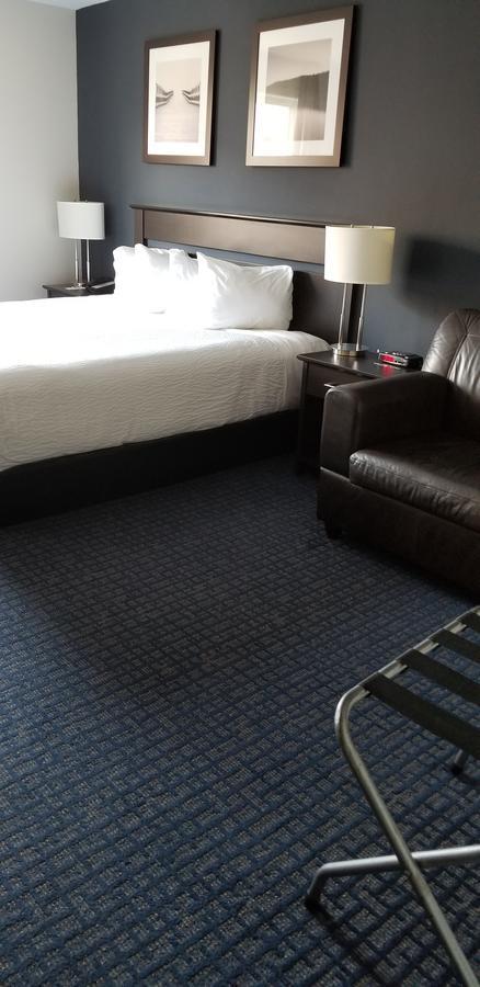 ซูเปอร์ 8 บาย วินด์แฮม ลาชแน/แตร์บอน Hotel แตร์บอนน์ ห้อง รูปภาพ